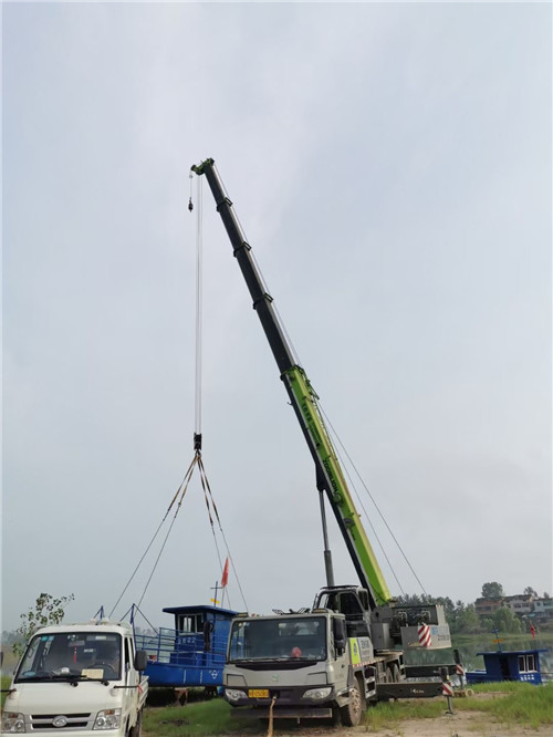 大余县桥梁建设吊装案例